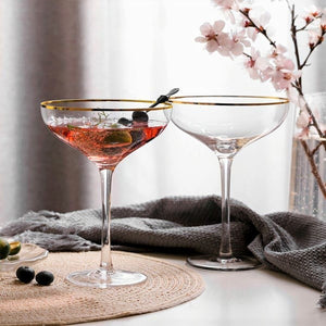 The most ladylike cocktail of all time